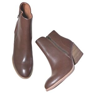 KORKS Hattie Brown Vegan‎ Leather Western Booties. NWOT 8.5